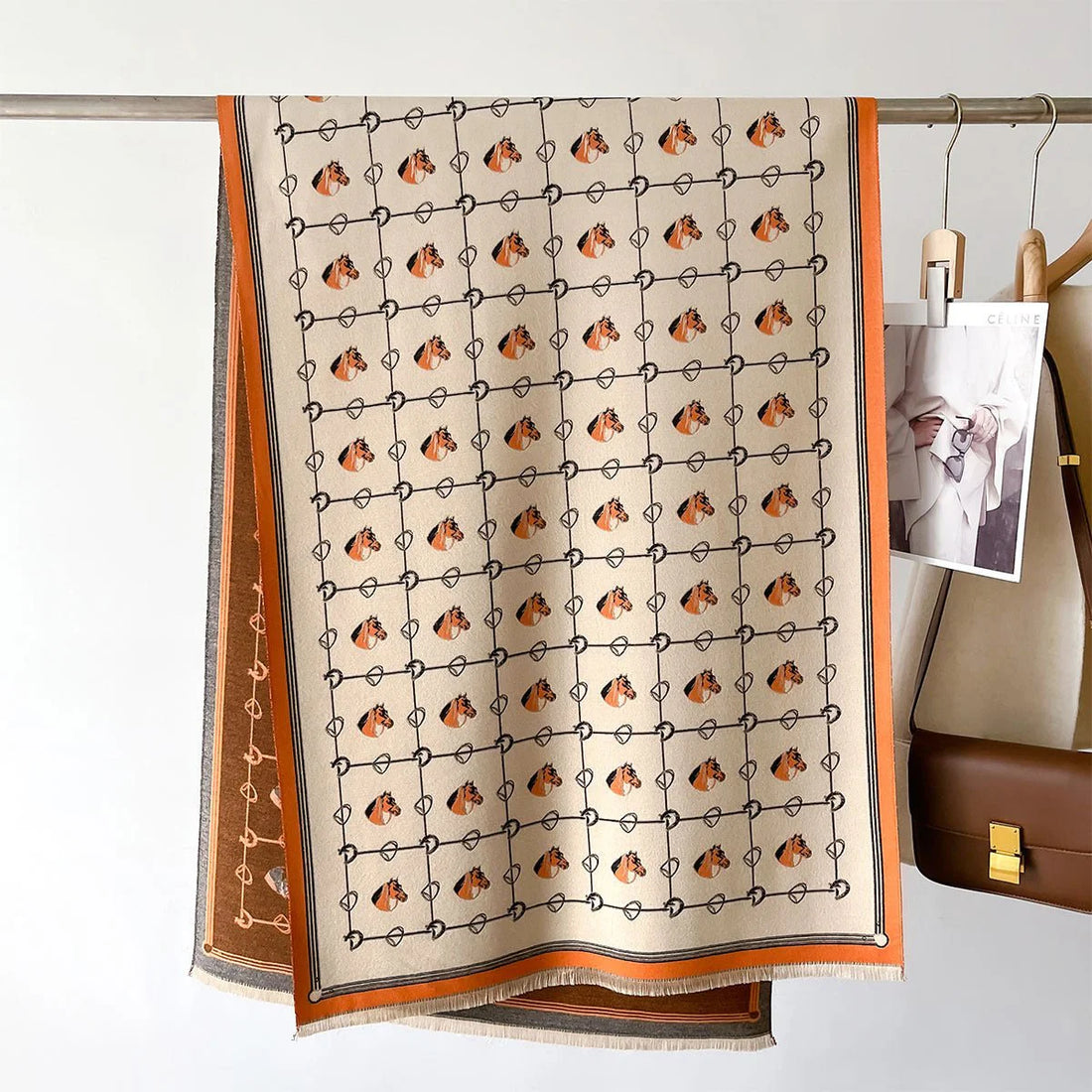 Classic Mid-Length Cashmere-Like Scarf – Thick, Soft & Stylish
