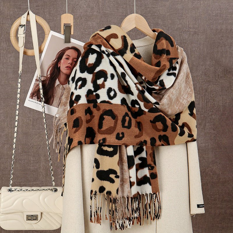 Double-Sided Print Women’s Scarf – Cozy Cashmere-Like Fashion Wrap